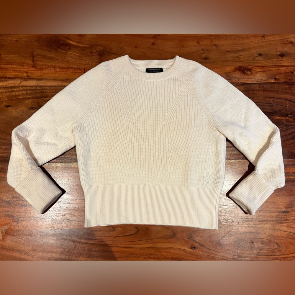 Banana Republic 100% Merino Wool Sweater